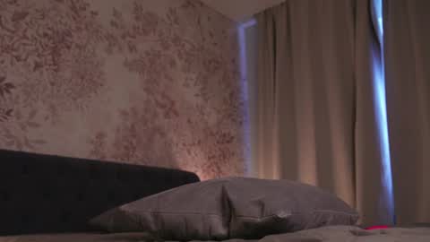 Hello Im Eva online show from 06/10/26, 02:38