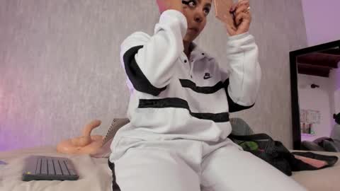 Snapshot of eva_zc chatting on 11/06/25, 01:12 Eva online show from 11/06/25, 01:12