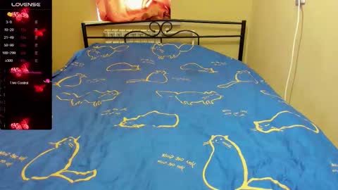 Eva online show from 10/06/25, 01:08