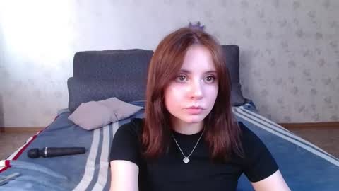 Snapshot of evaa_love_ chatting on 06/23/26, 09:29 Eva online show from 06/23/26, 09:29