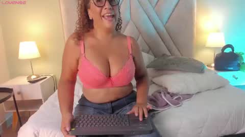  Eva  online show from 07/14/26, 08:25