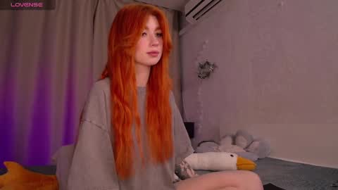 Snapshot of evaa_moonn_ chatting on 01/22/25, 08:18 Eva online show from 01/22/25, 08:18