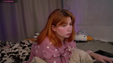 Eva online show from 12/16/25, 11:32