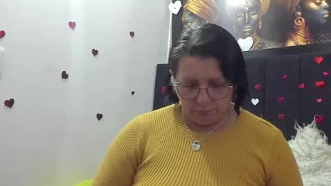 Snapshot of evaaross chatting on 04/14/26, 01:39 Eva online show from 04/14/26, 01:39