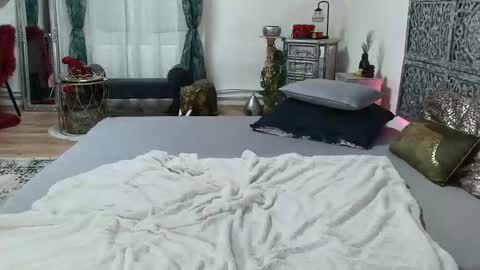 evabarbi online show from 03/12/26, 09:54