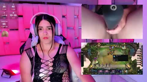 Snapshot of evabloom_ chatting on 03/12/26, 08:59 EvaBloom online show from 03/12/26, 08:59