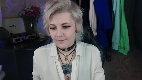 Eva Brownie online show from 02/11/25, 08:15