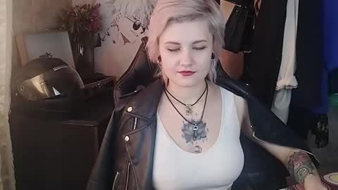 Eva Brownie online show from 02/27/25, 11:20