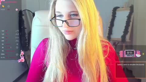 Eva  online show from 12/21/24, 02:30