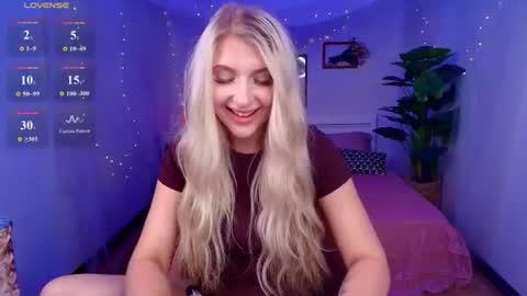 Snapshot of evacadooo chatting on 07/05/26, 04:19 Eva online show from 07/05/26, 04:19