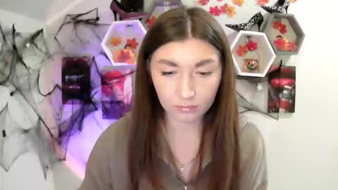 Evachaturbatte online show from 10/16/25, 09:21