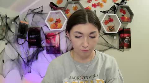 Evachaturbatte online show from 10/22/25, 11:10