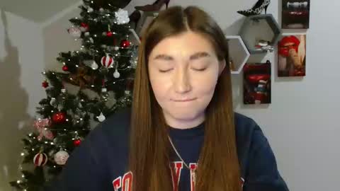 Evachaturbatte online show from 11/28/25, 03:58