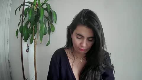 evacollins12 online show from 12/16/24, 12:27
