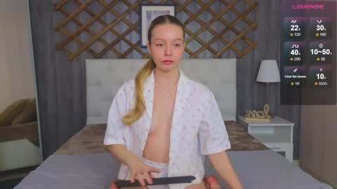 Eva online show from 12/15/24, 04:18