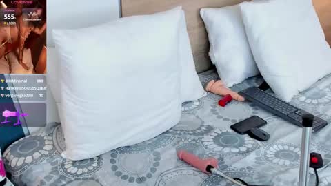 Evadne online show from 02/19/25, 09:25