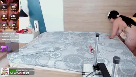 Evadne online show from 02/23/25, 04:50