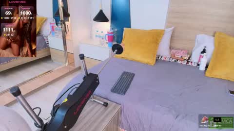 Evadne online show from 09/13/25, 07:02