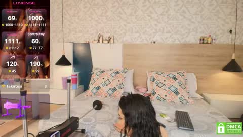 Evadne online show from 10/01/25, 08:26