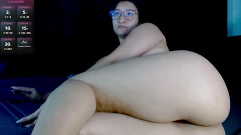 Snapshot of evah_lee chatting on 06/03/26, 03:42 Evah Lee online show from 06/03/26, 03:42