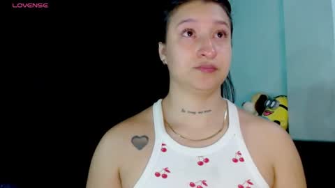 Snapshot of evah_lee chatting on 06/30/26, 03:07 Evah Lee online show from 06/30/26, 03:07