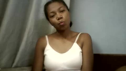 Snapshot of evahaldy chatting on 02/09/26, 04:49 evahaldy online show from 02/09/26, 04:49