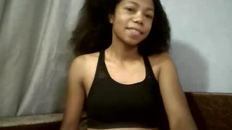 Snapshot of evahaldy chatting on 02/17/26, 04:53 evahaldy online show from 02/17/26, 04:53