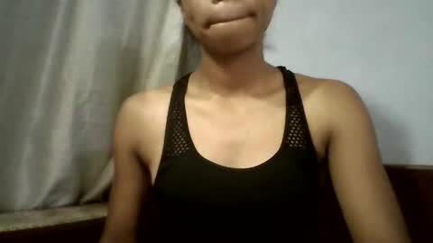 Snapshot of evahaldy chatting on 02/23/26, 05:49 evahaldy online show from 02/23/26, 05:49