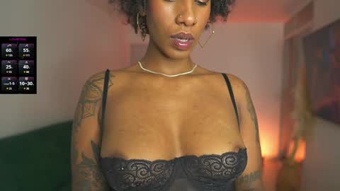 Snapshot of evajacksss_ chatting on 12/20/24, 12:30 evajacksss_ online show from 12/20/24, 12:30