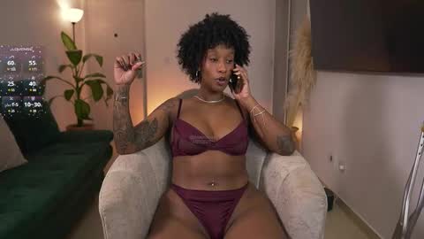 Snapshot of evajacksss_ chatting on 03/12/25, 11:54 evajacksss_ online show from 03/12/25, 11:54