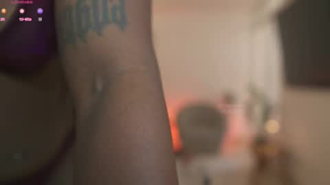 evajacksss_ online show from 05/08/26, 12:10