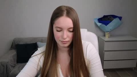 Eva online show from 02/04/25, 09:07