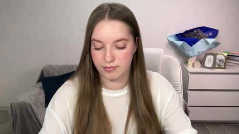 Eva online show from 11/21/25, 08:07