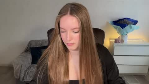 Eva online show from 05/01/26, 06:51