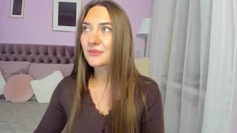 Snapshot of evalaniss chatting on 05/25/26, 03:23 Eva online show from 05/25/26, 03:23