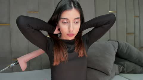 EVA online show from 11/26/25, 03:35