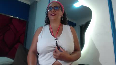 Eva Mills online show from 01/26/25, 09:18