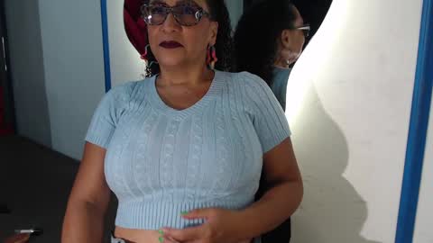 Eva Mills online show from 02/05/25, 07:53