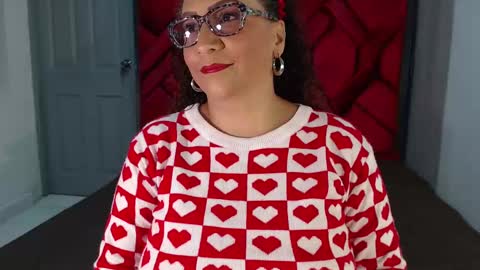 Eva Mills online show from 02/09/25, 03:12