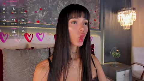 Snapshot of evamoretti chatting on 02/16/25, 01:47 Eva Moretti online show from 02/16/25, 01:47