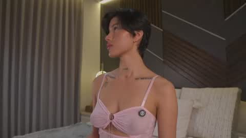 Snapshot of evamorettii chatting on 07/24/26, 06:17 Eva Moretti online show from 07/24/26, 06:17