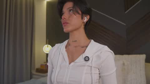 Snapshot of evamorettii chatting on 08/02/26, 06:39 Eva Moretti online show from 08/02/26, 06:39