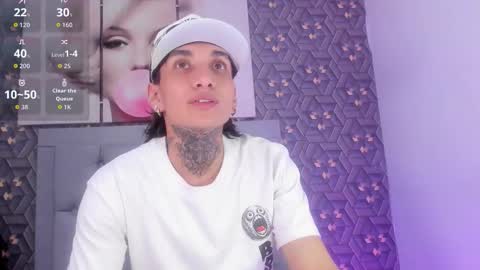 Snapshot of evan_park20 chatting on 12/15/25, 12:09 Evan online show from 12/15/25, 12:09