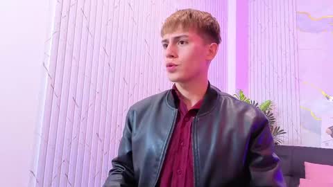evan_tay online show from 05/05/26, 03:03