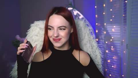 Eva  online show from 09/19/25, 12:06