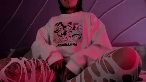 Eva online show from 01/21/25, 11:46