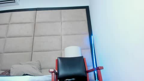 Snapshot of evangeline_sweet4 chatting on 04/15/26, 08:20 EVANGELINE online show from 04/15/26, 08:20