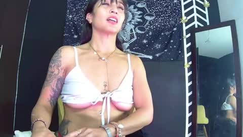  Eva online show from 05/10/26, 06:35