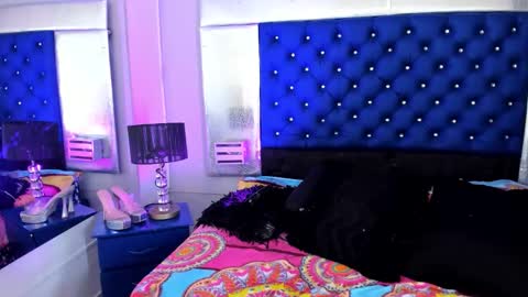 evanllelyne online show from 11/07/25, 01:44