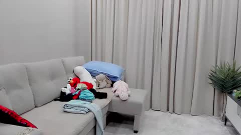 Snapshot of evanonsense chatting on 09/28/25, 07:52 evanonsense online show from 09/28/25, 07:52